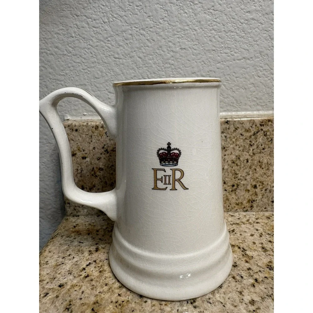 Weatherby Hanley Royal Falcon Ware Queen Elizabeth 1977 Jubilee Gold Rimmed